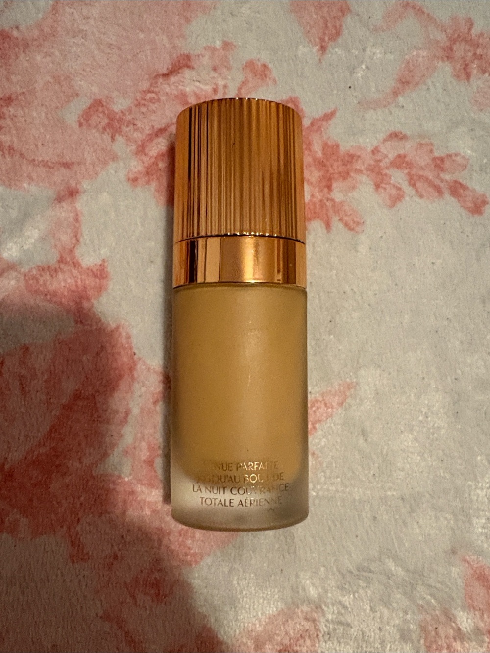 Charlotte Tilbury Airbrush Flawless Foundation - Shade:6 Neutral - Picture 2 of 3